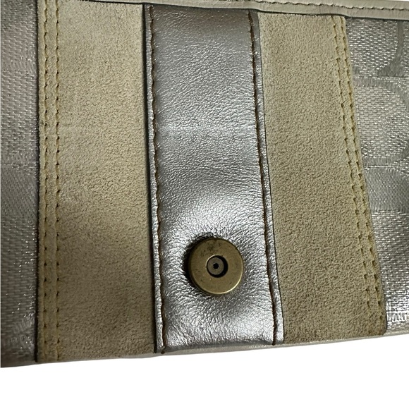 Coach Vintage White Optic Clutch White Silver and Bronze Buckle EUC